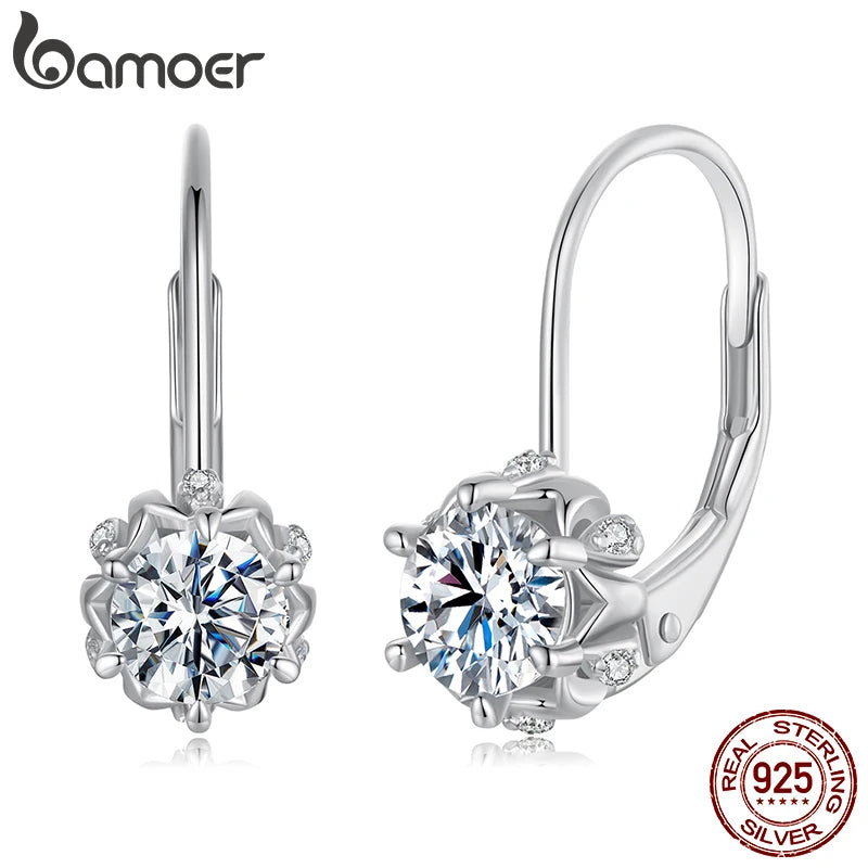 BAMOER Moissanite Flower Earrings – Platinum Plated 925 Silver Elegant Studs for Women