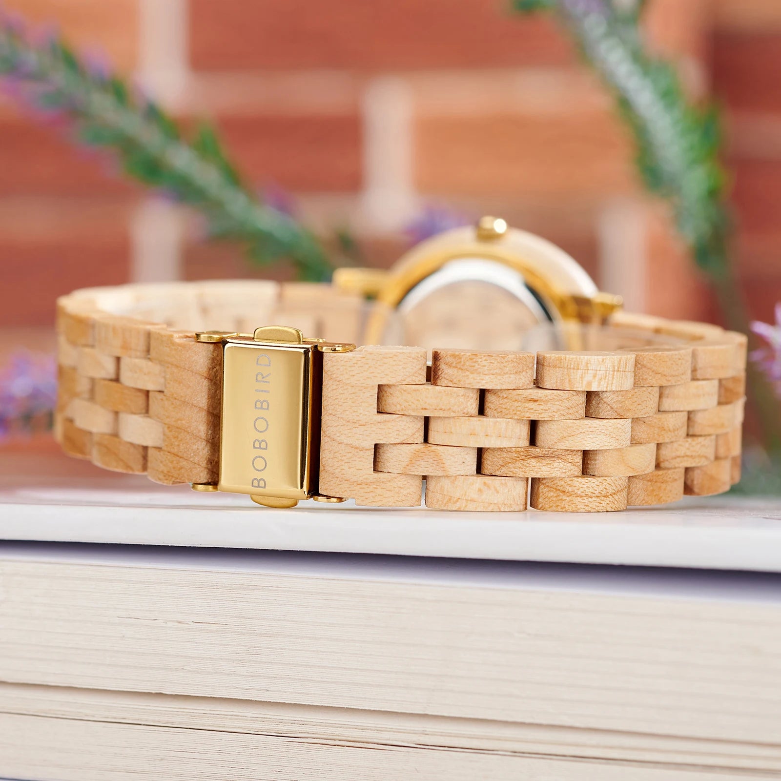 BOBOBIRD Elegant Women’s Wooden Quartz Watch