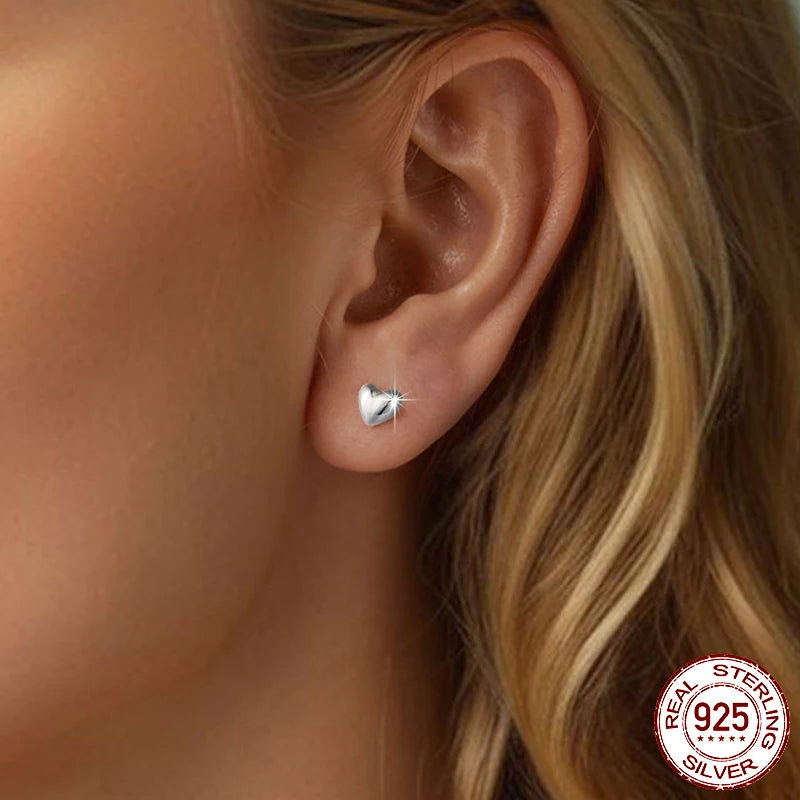 BAMOER 925 Sterling Silver Mini Heart Stud Earrings Platinum Plated Simple Glossy Earrings