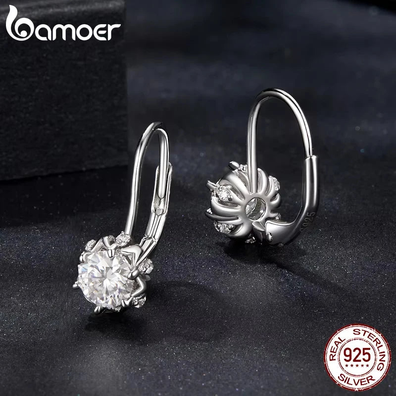 BAMOER Moissanite Flower Earrings – Platinum Plated 925 Silver Elegant Studs for Women